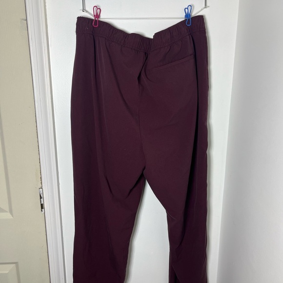 Old Navy Billie Pull-On Pants Women’s XL Burgundy Drawstring Comfort Waist - Picture 4 of 5